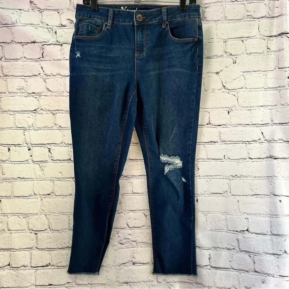 Natural Reflections Women’s Ankle Skinny Distressed Denim Jeans Raw‎ Hem Size 8
